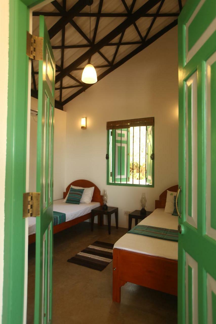 Nil Sisila Beach Resort Yala Dış mekan fotoğraf